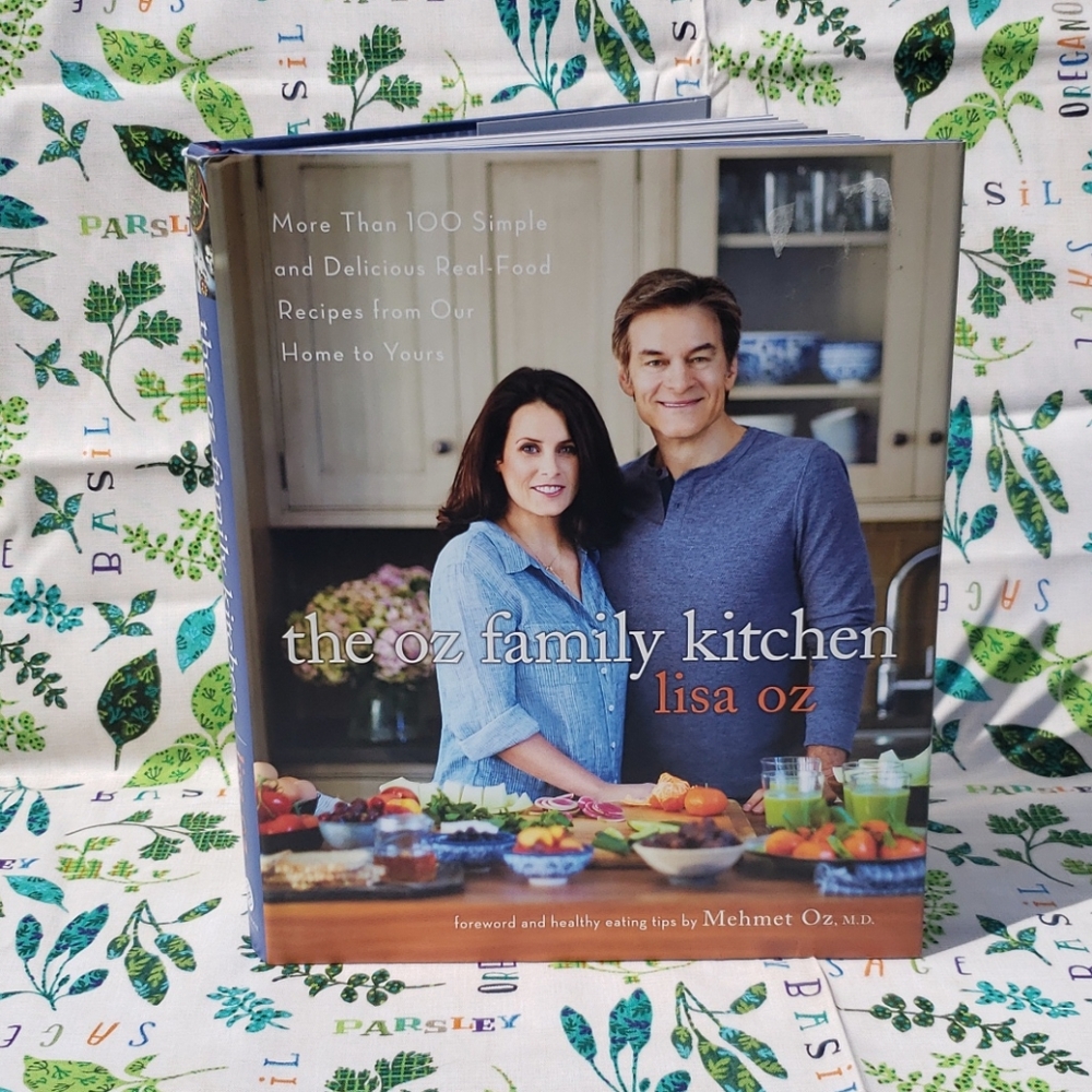 The oz family kitchen hard cover recipe book